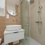 アパート Tasteful One Bedroom By Renters