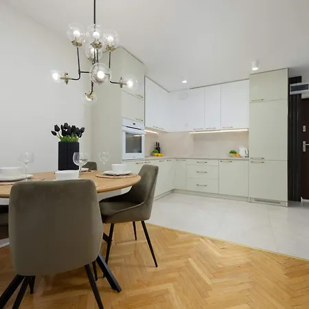 Apartman Tasteful One Bedroom By Renters Varsó