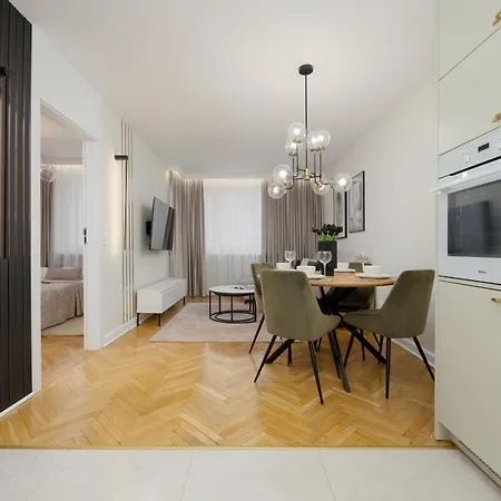 公寓 Tasteful One Bedroom By Renters 华沙