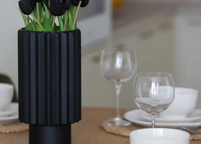 Tasteful One Bedroom By Renters Appartement Varsovie