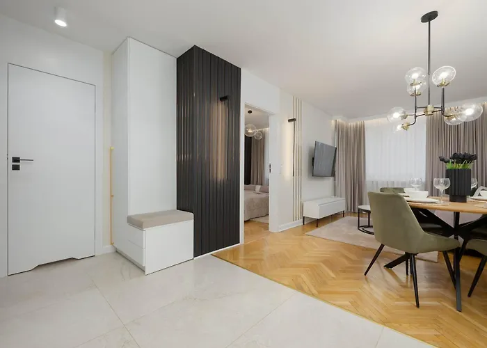 Tasteful One Bedroom By Renters Varsovie