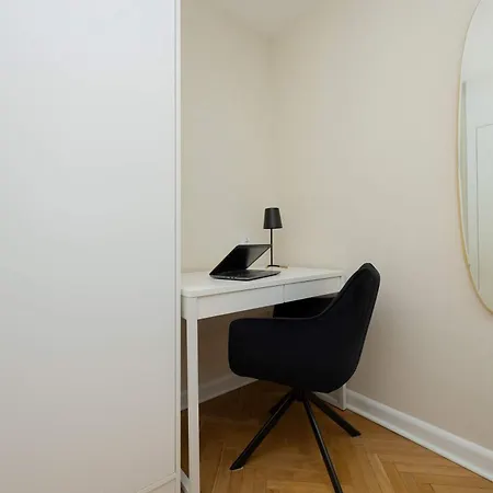 Apartmán Tasteful One Bedroom By Renters Varšava